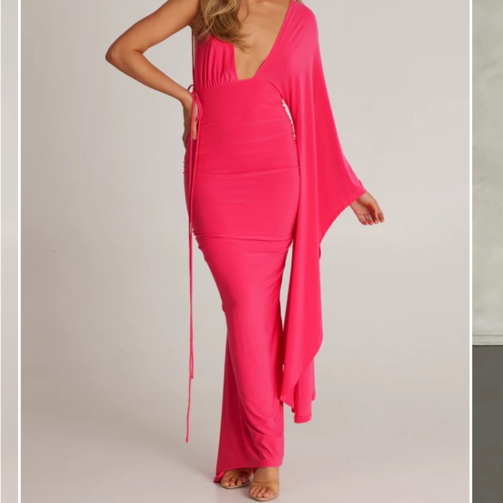 Athena “Melani the Label” In  Pink size Medium